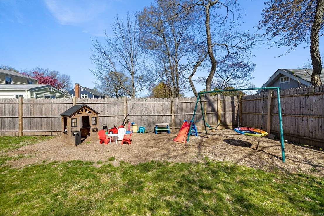 Photo of 21 Carleton Road