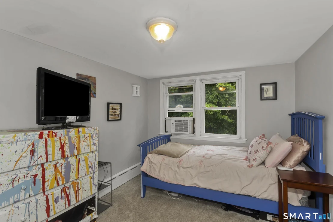 Photo of 39 Highland Avenue