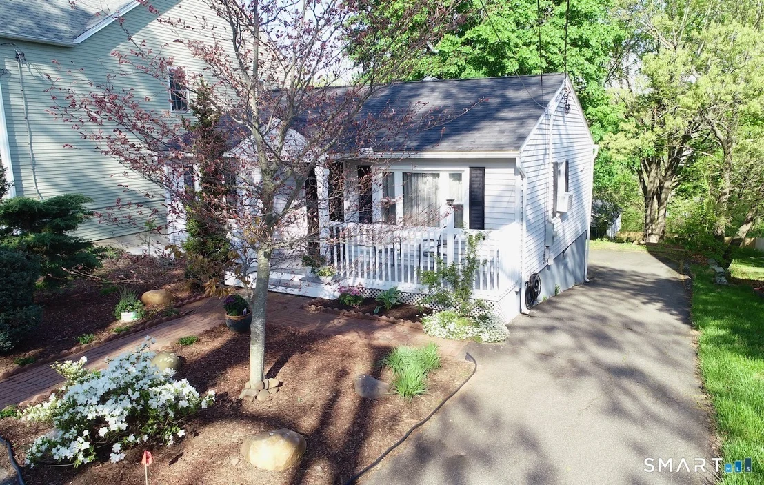 Photo of 88 Avery Avenue