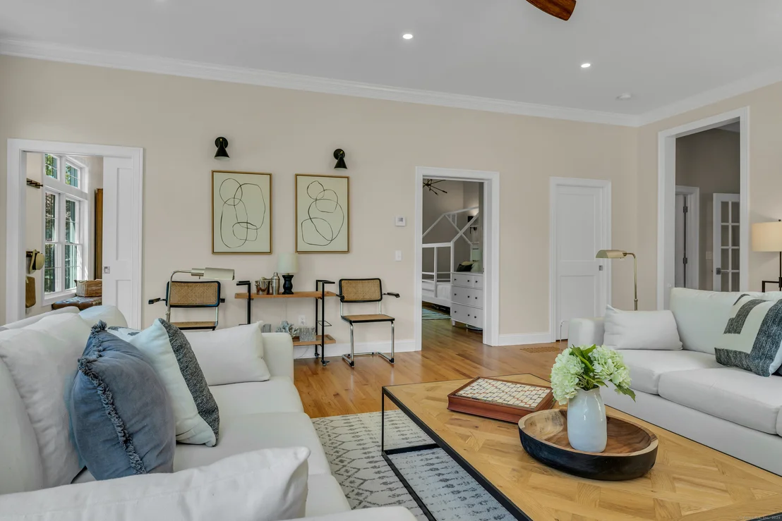 Photo of 101 Lynn Drive