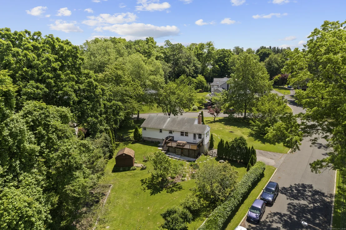 Photo of 252 Lakeview Drive