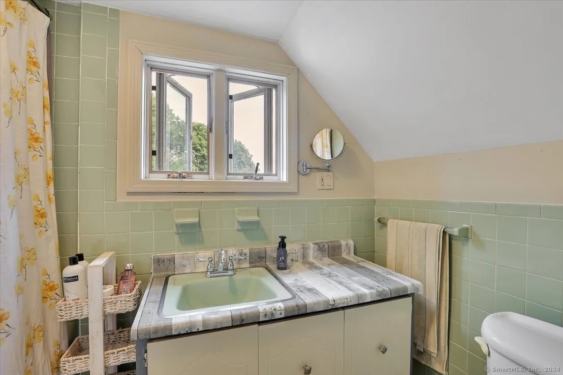 Photo of 36 Howard Avenue