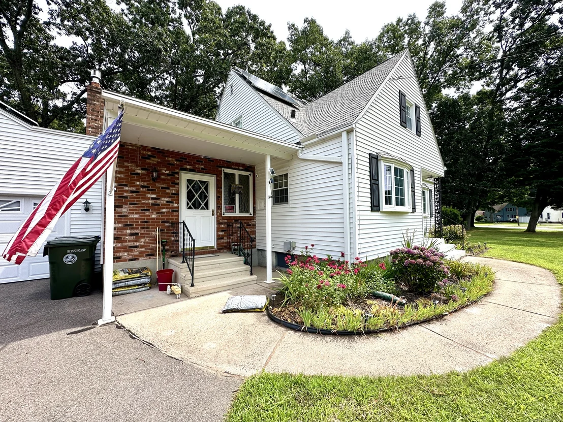 Photo of 530 Ash Drive