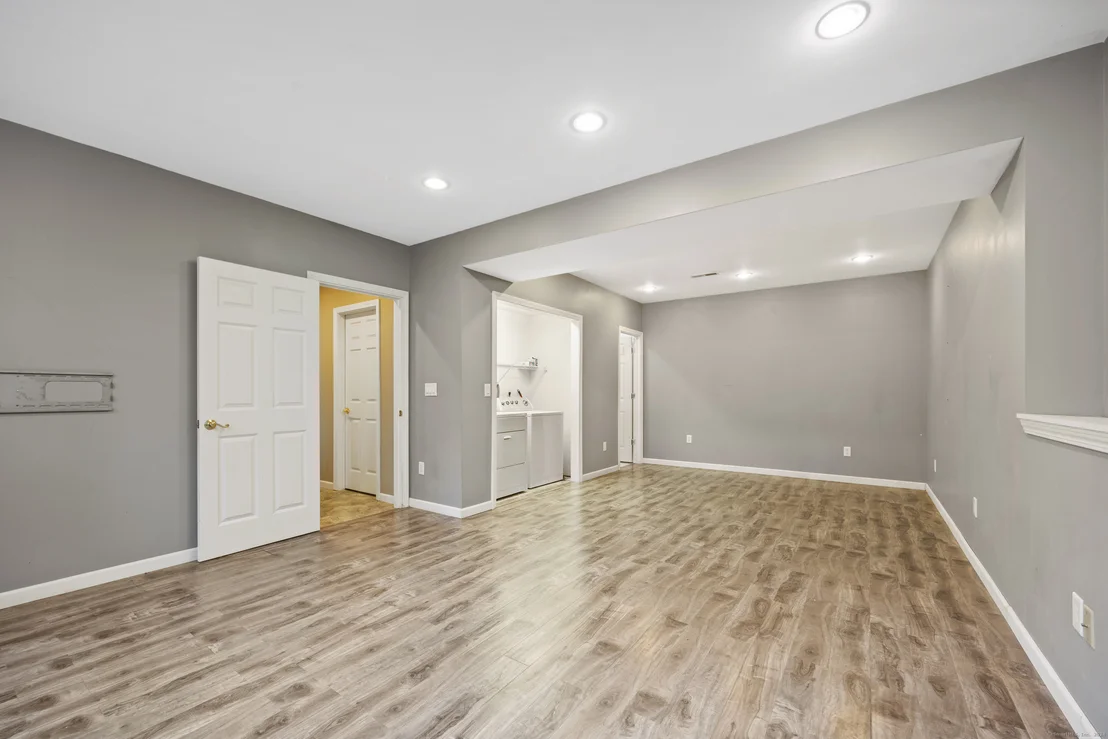 Photo of 180 Beach Road