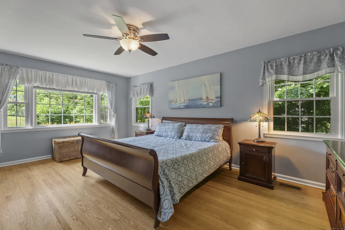 Photo of 691 Buttonball Road
