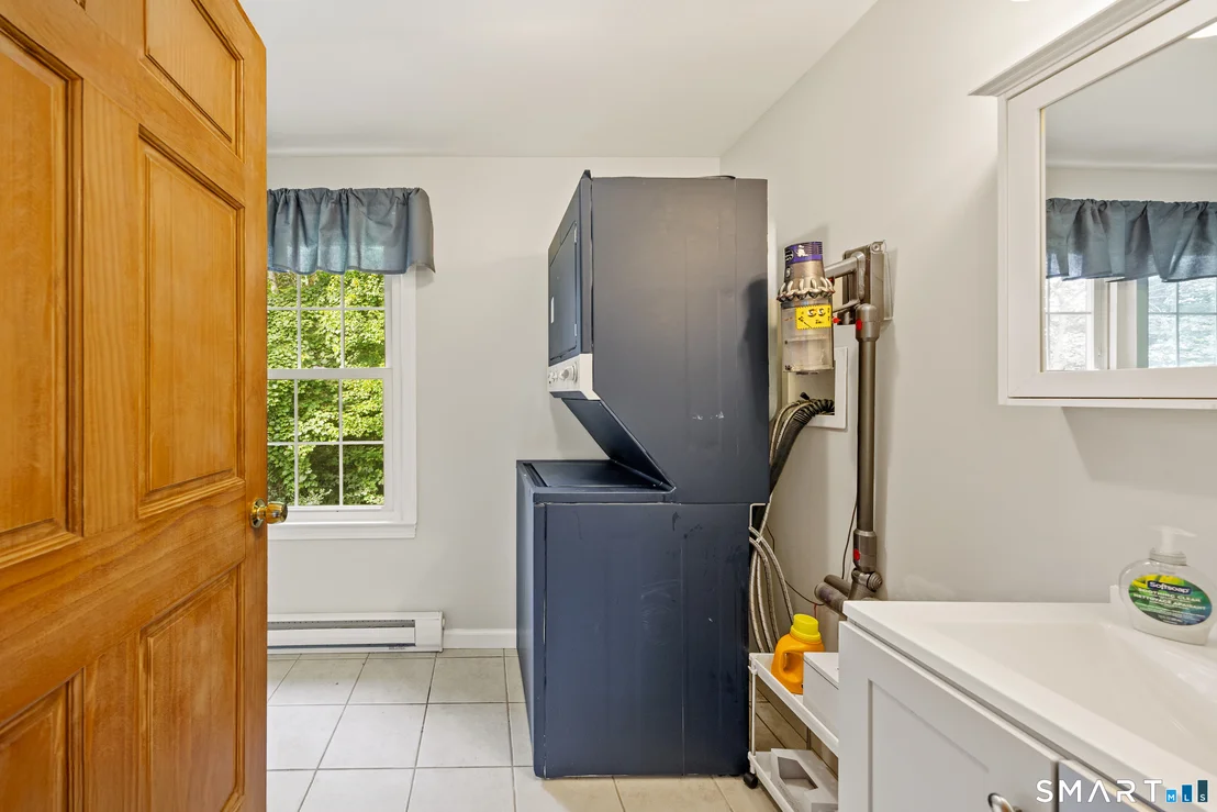 Photo of 45 Montowese Trail