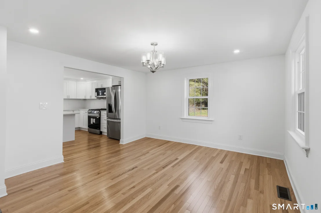 Photo of 395 Cross Hill Road
