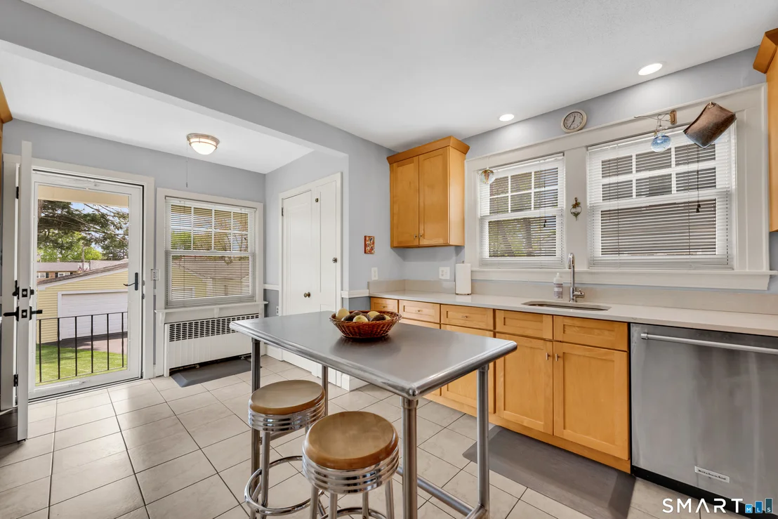 Photo of 44 Beverly Road
