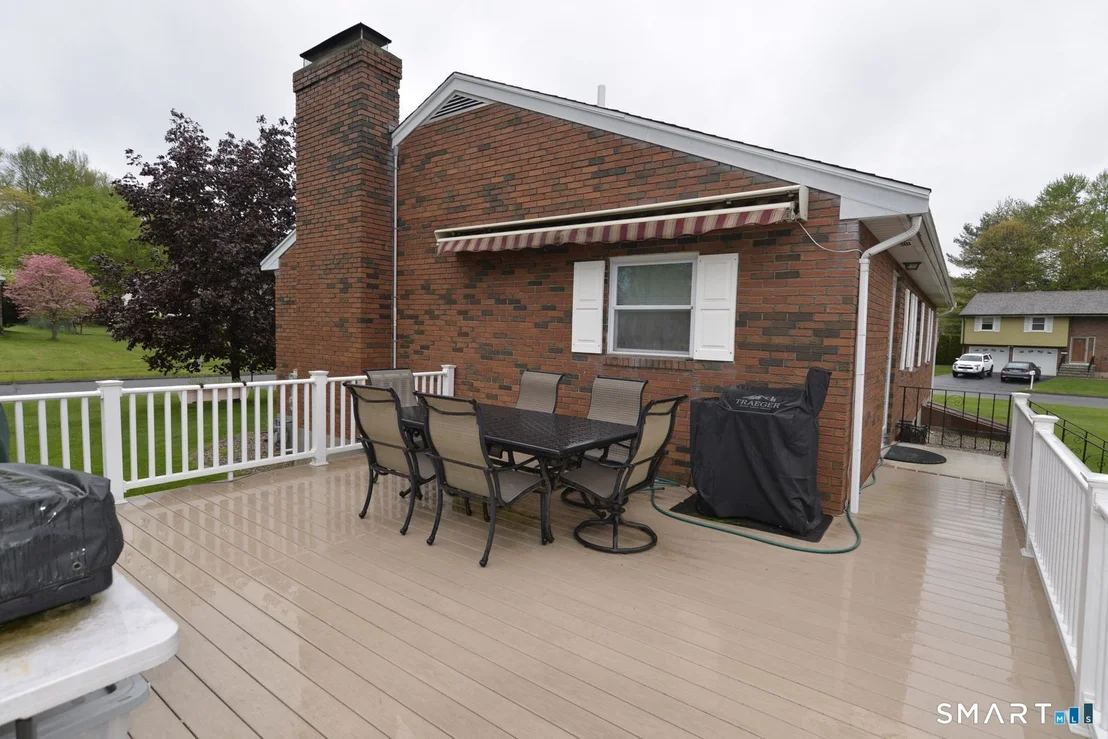 Photo of 8 Dean Drive