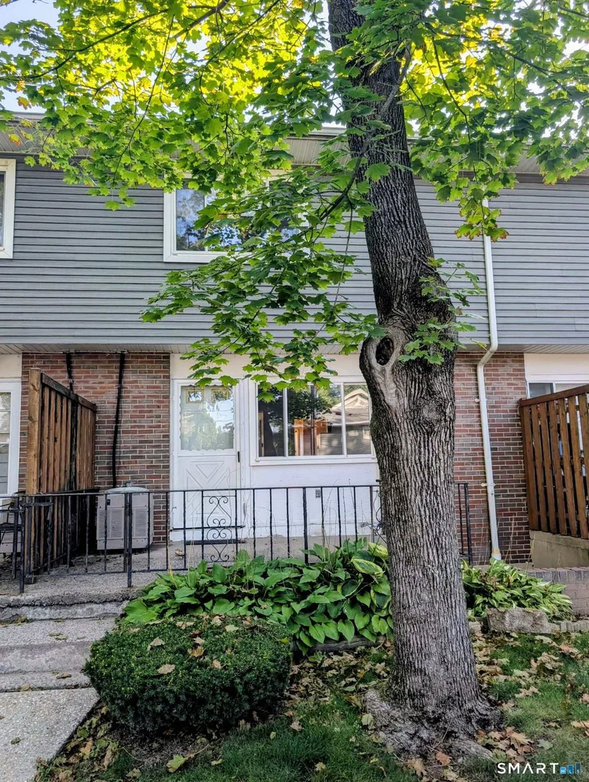 Photo of Unit 3 at 2 Camelot Drive