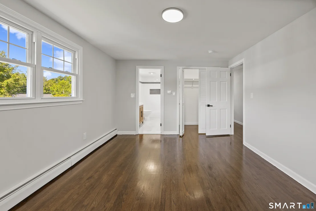 Photo of 325 Circle Drive