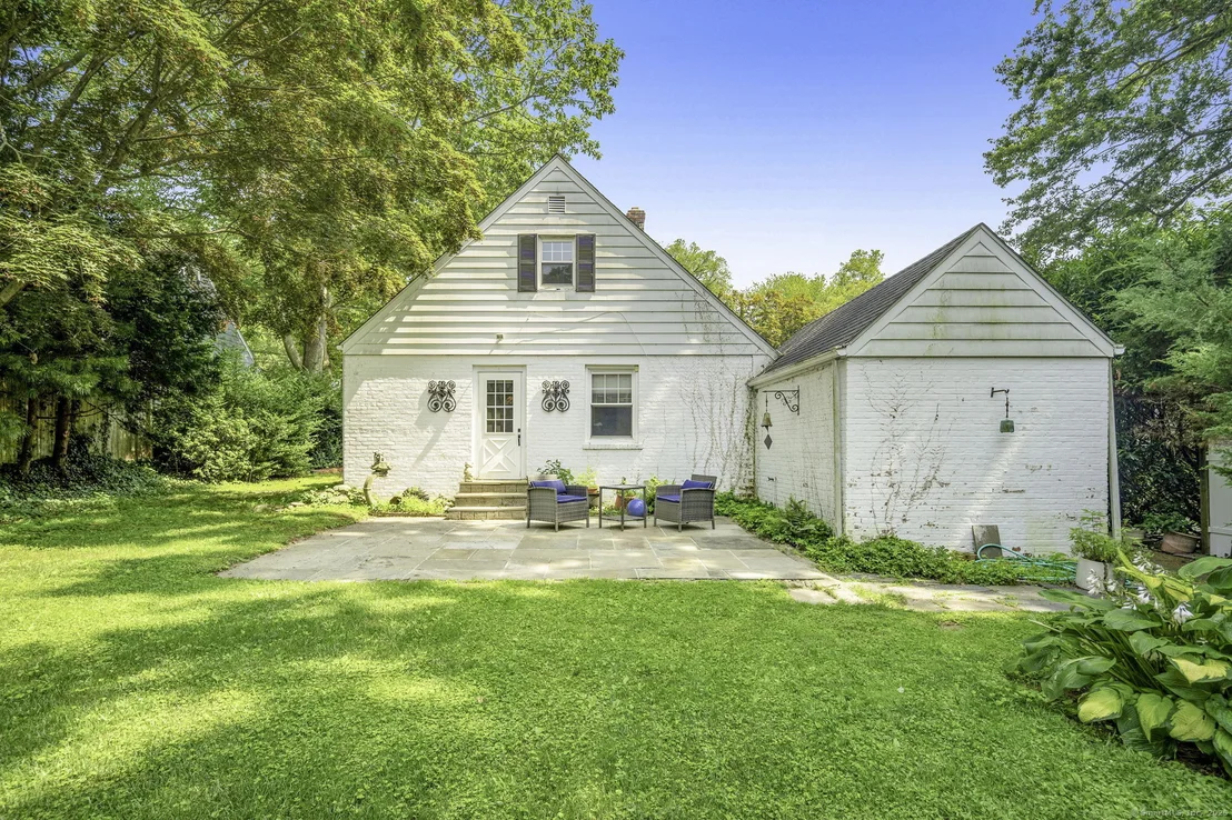Photo of 33 Halsey Drive