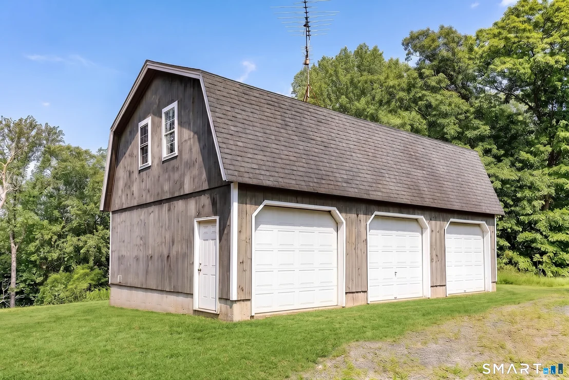 Photo of 124 Botsford Hill Road