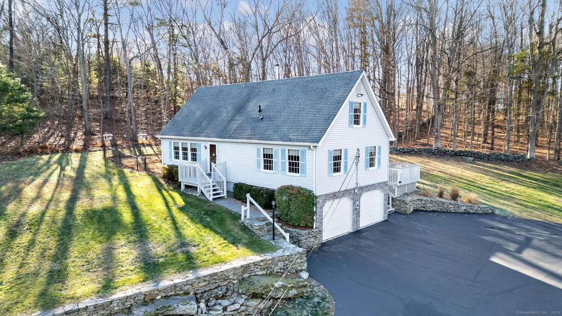 Photo of 6 Pinecrest Lane