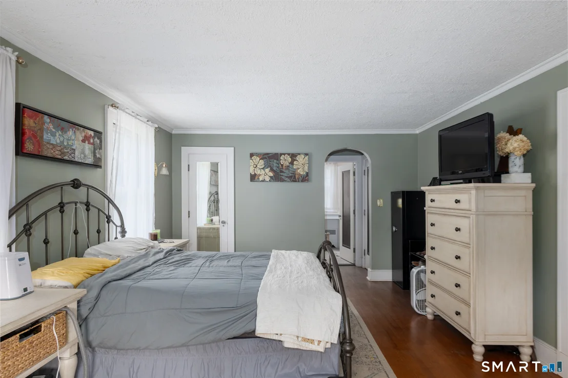 Photo of 5 Hillcrest Avenue