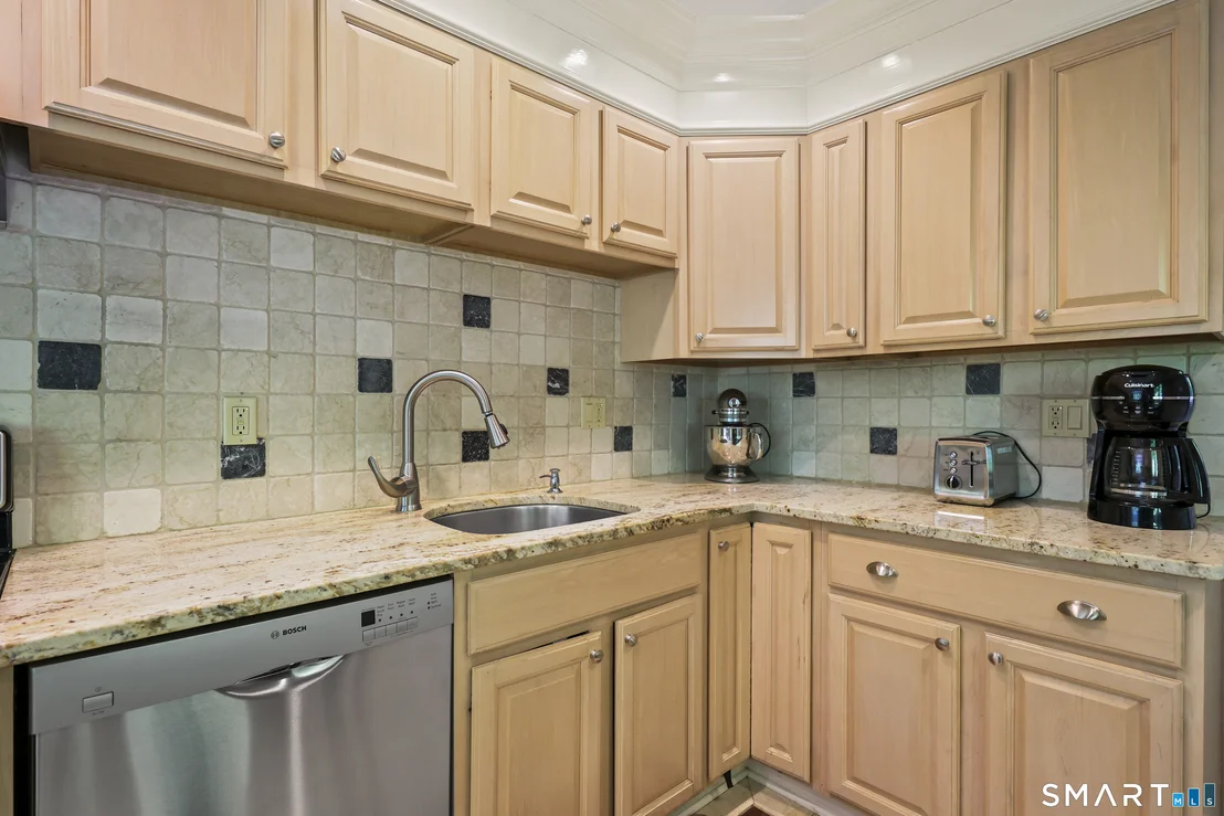 Photo of 571 Belden Hill Road