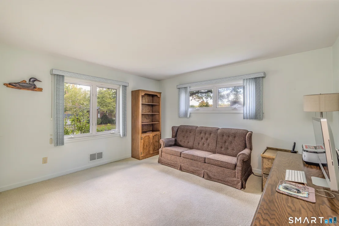 Photo of 48 Meadow Lane