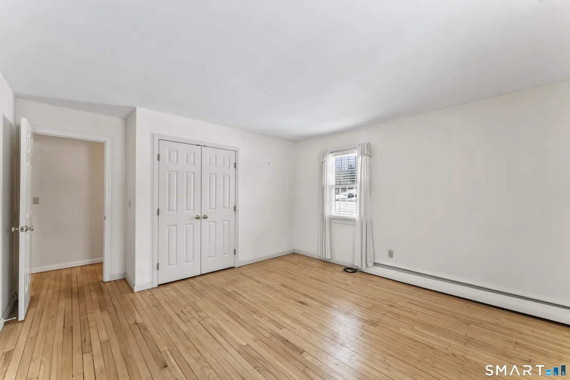 Photo of 6 Crestwood Drive