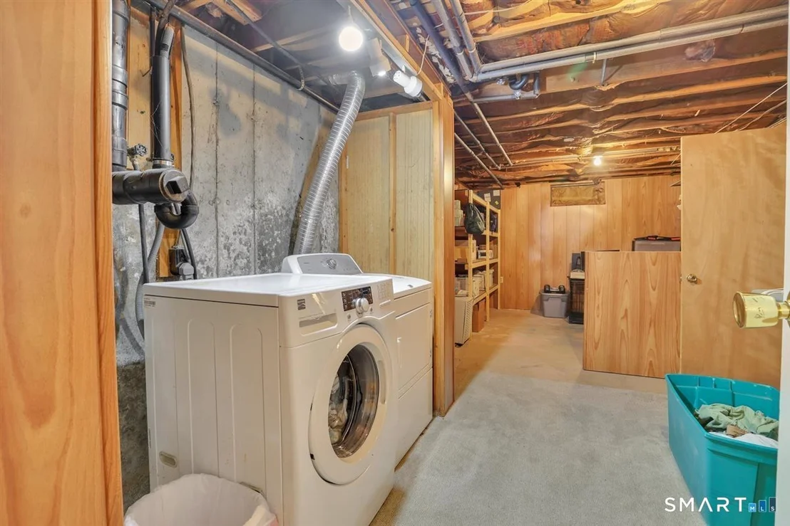 Photo of 328 Bulkeley Hill Road