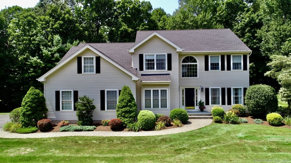 Photo of 39 Winding Trail