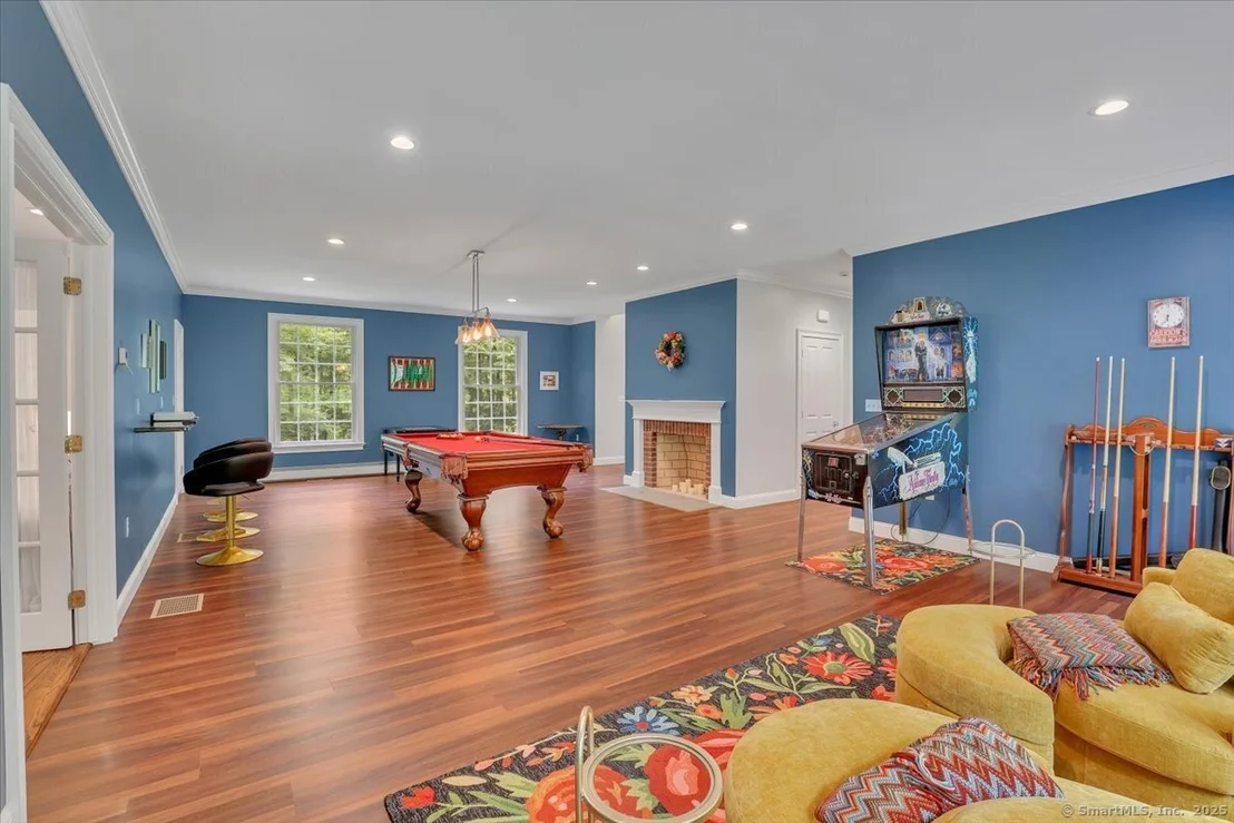 Photo of 152 Cheney Lane