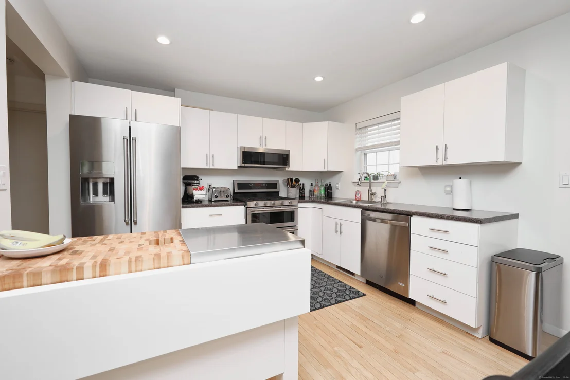 Photo of 242 Kendall Circle