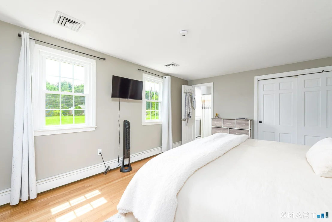 Photo of 4 Lenora Drive