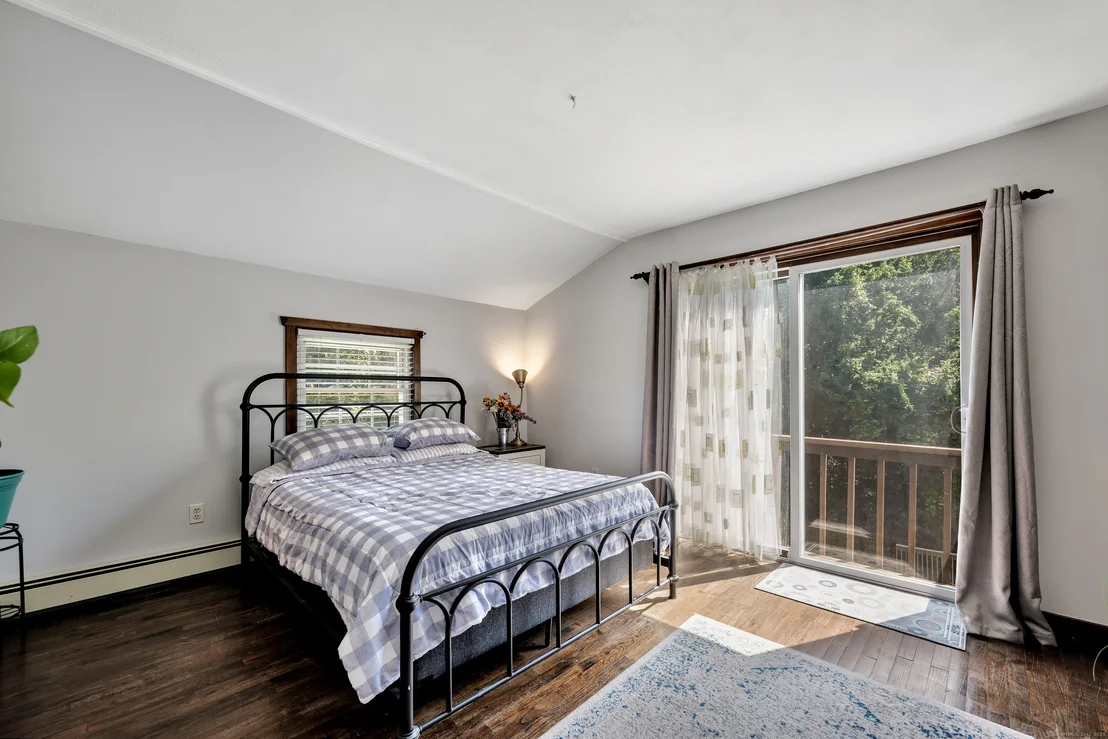 Photo of 21 Long Meadow Road