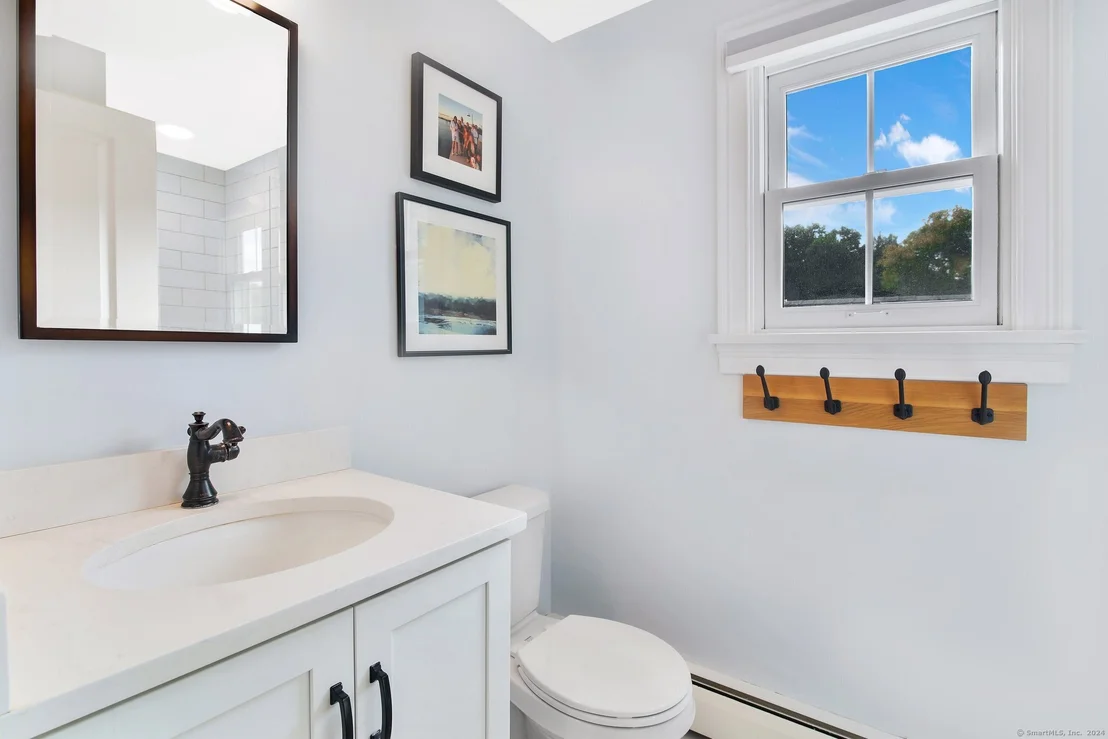 Photo of 21 Colonial Drive