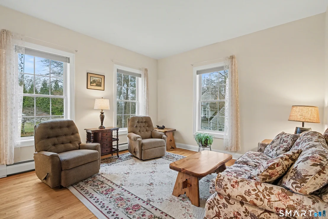 Photo of 12 Fox Run