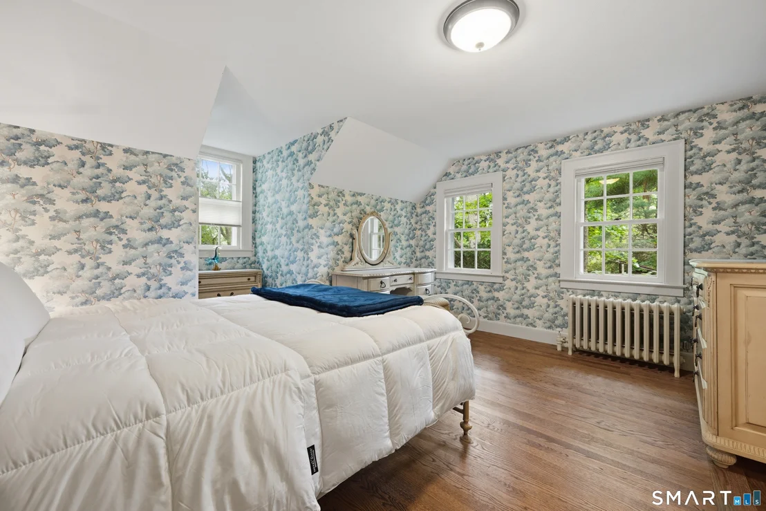 Photo of 95 Hemlock Road