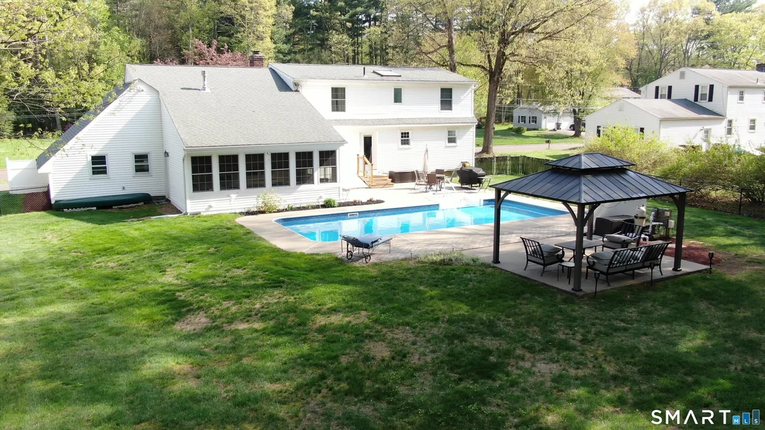 Photo of 11 Hemlock Drive