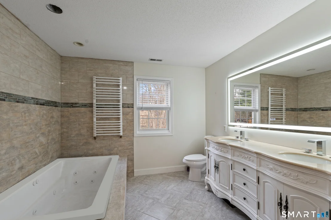 Photo of 453 Burlington Road