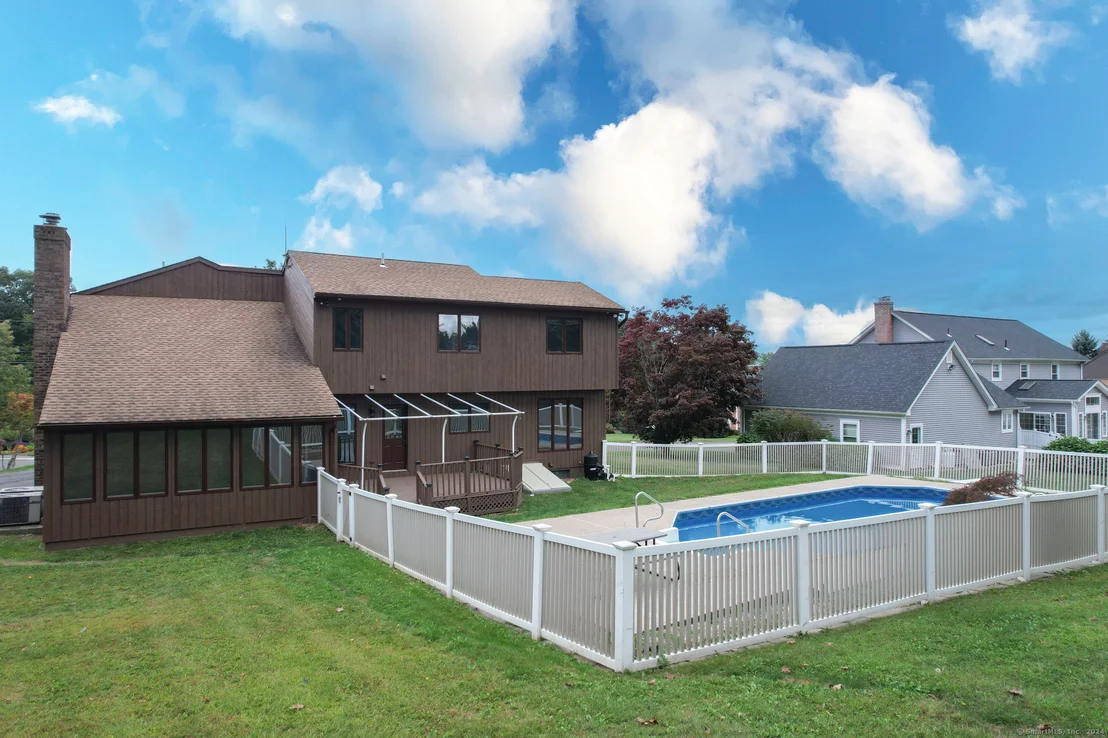 Photo of 405 Neill Drive