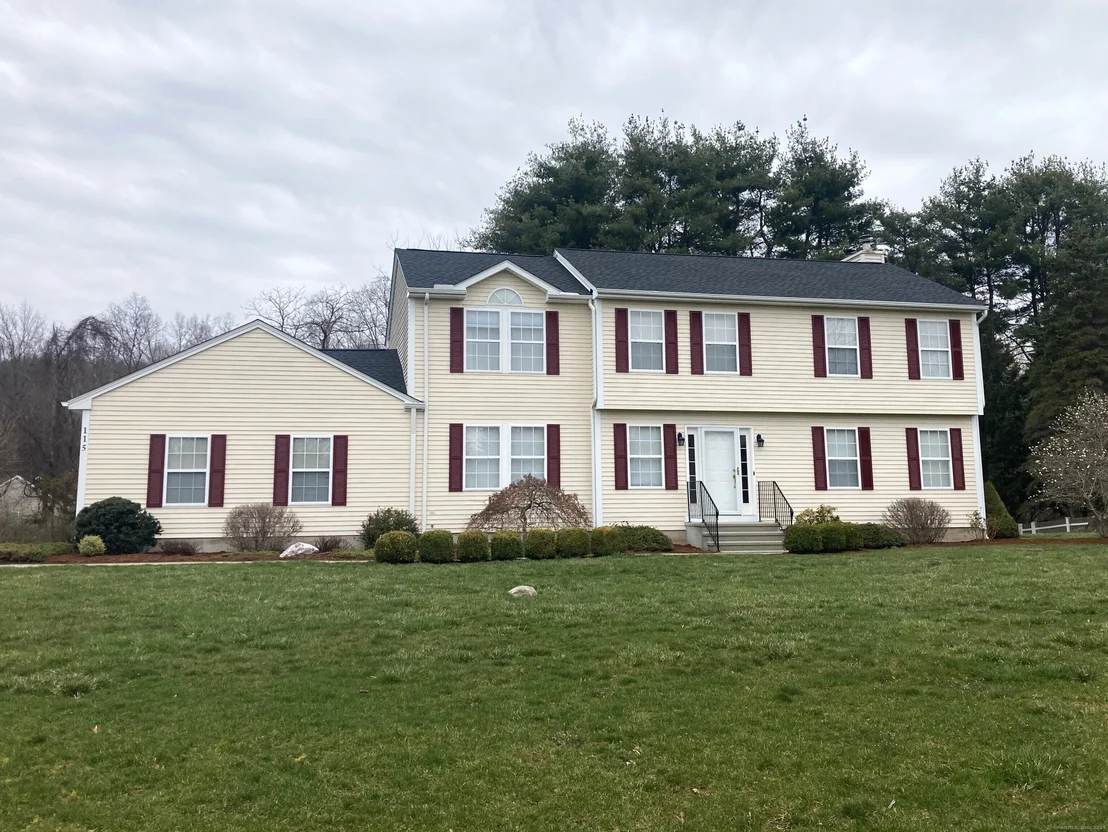 Photo of 115 Spring Wood Lane