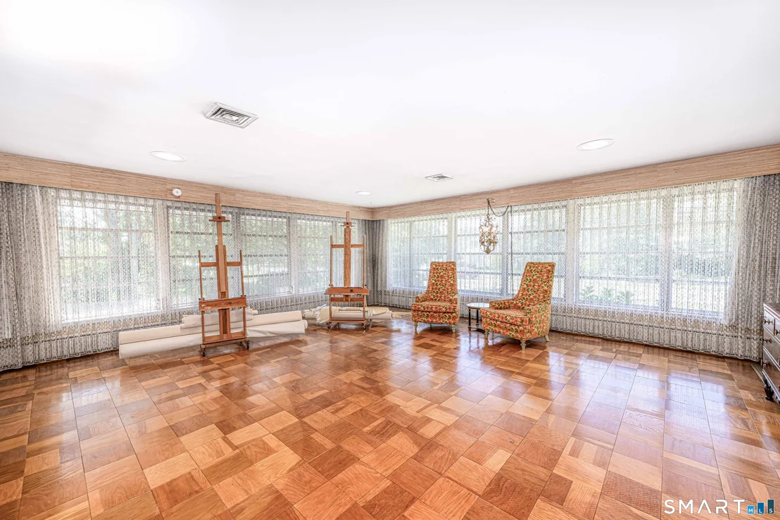 Photo of 821 Townsend Avenue