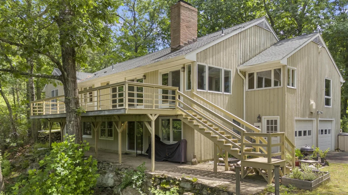 Photo of 35 Deep Valley Road