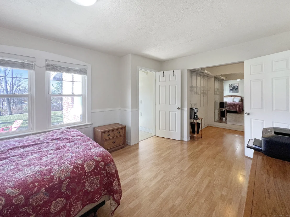 Photo of 625 Maple Hill Road
