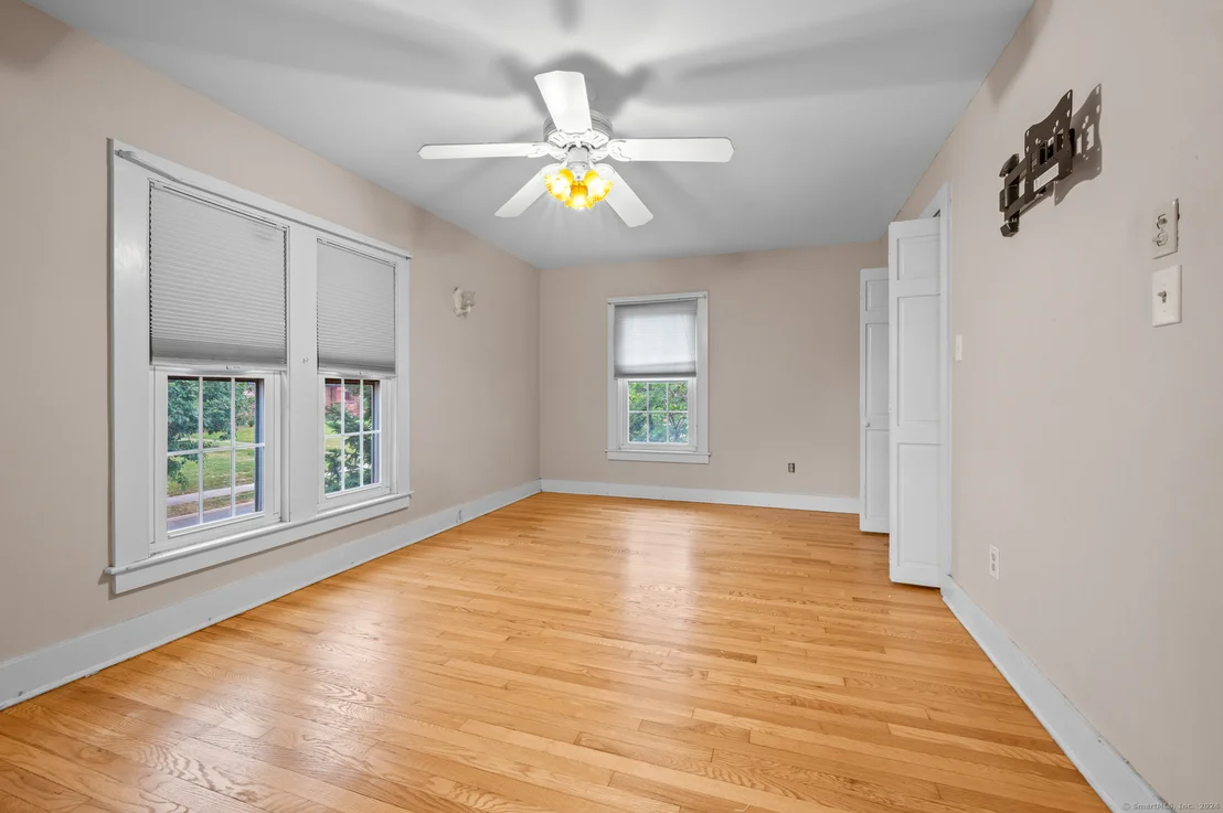 Photo of 195 Summer Street