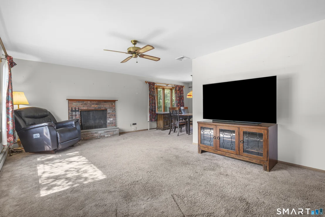Photo of 5 Oak Hill Road