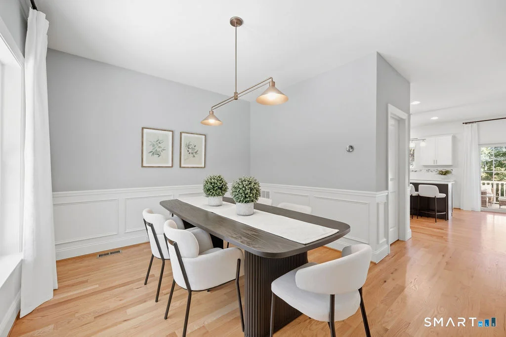 Photo of 21 Wolf Hill Road