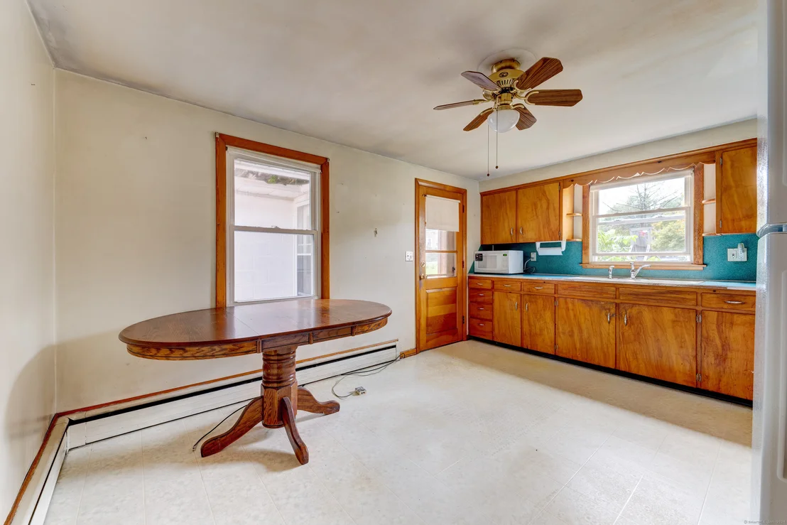 Photo of 255 Eno Avenue