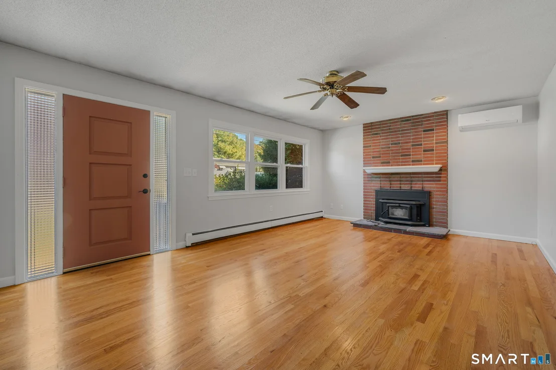 Photo of 6 Nemczuk Drive