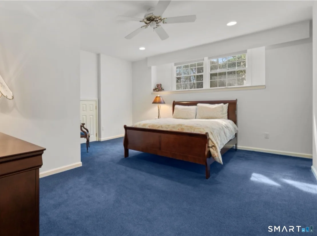 Photo of 8 Maplewood Lane