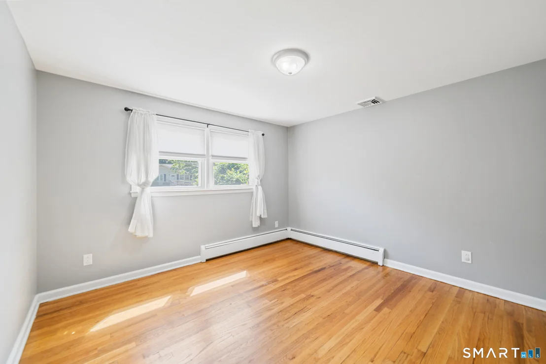 Photo of 12 Meadow Lane