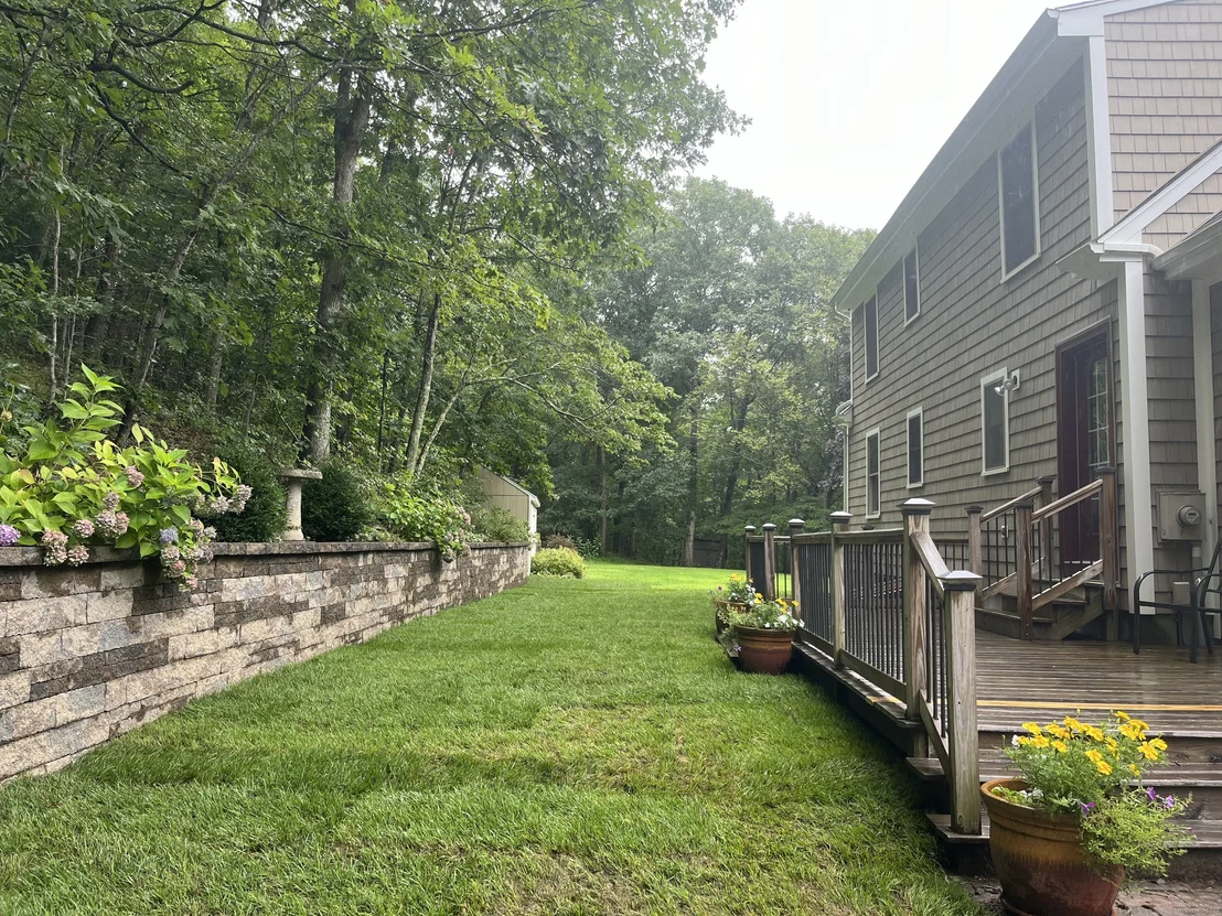 Photo of 512 Squaw Rock Road