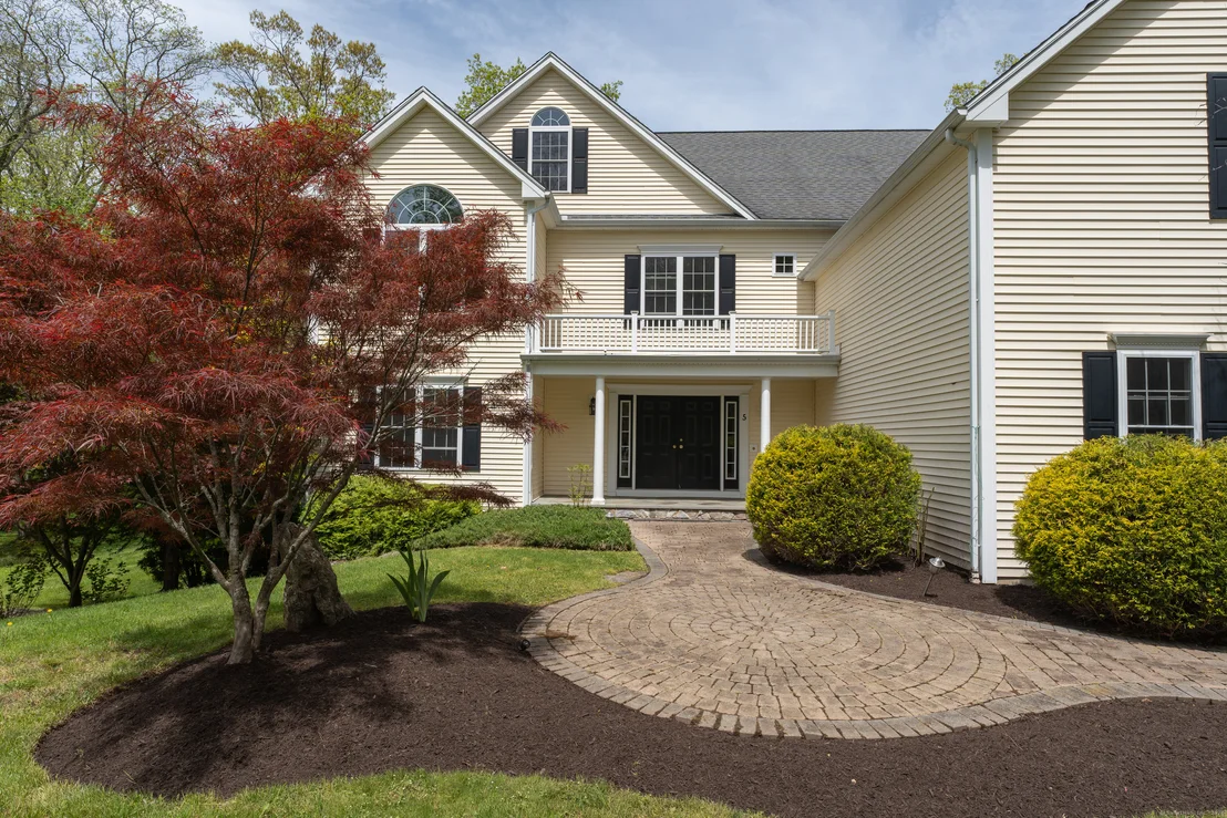 Photo of 5 Chestnut Grove