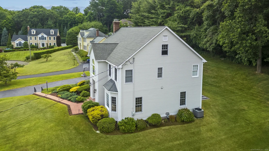 Photo of 124 Meadowview Drive