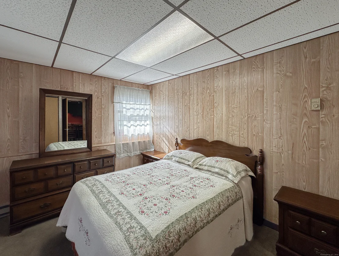 Photo of 379 Scott Road