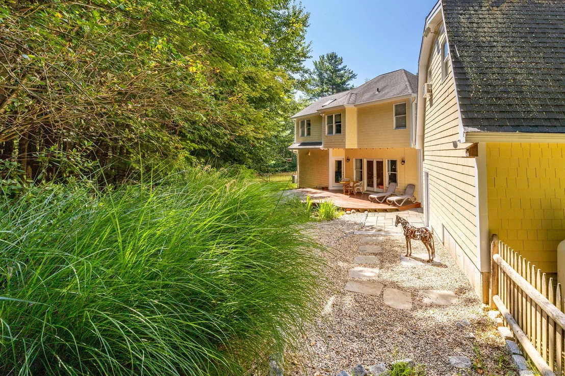 Photo of 35 Hanson Road